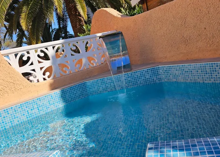 Casa Veintiuno En Mealindy カルプ